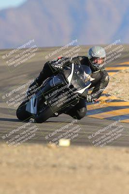 media/Dec-10-2023-SoCal Trackdays (Sun) [[0ce70f5433]]/Turn 12 (2pm)/